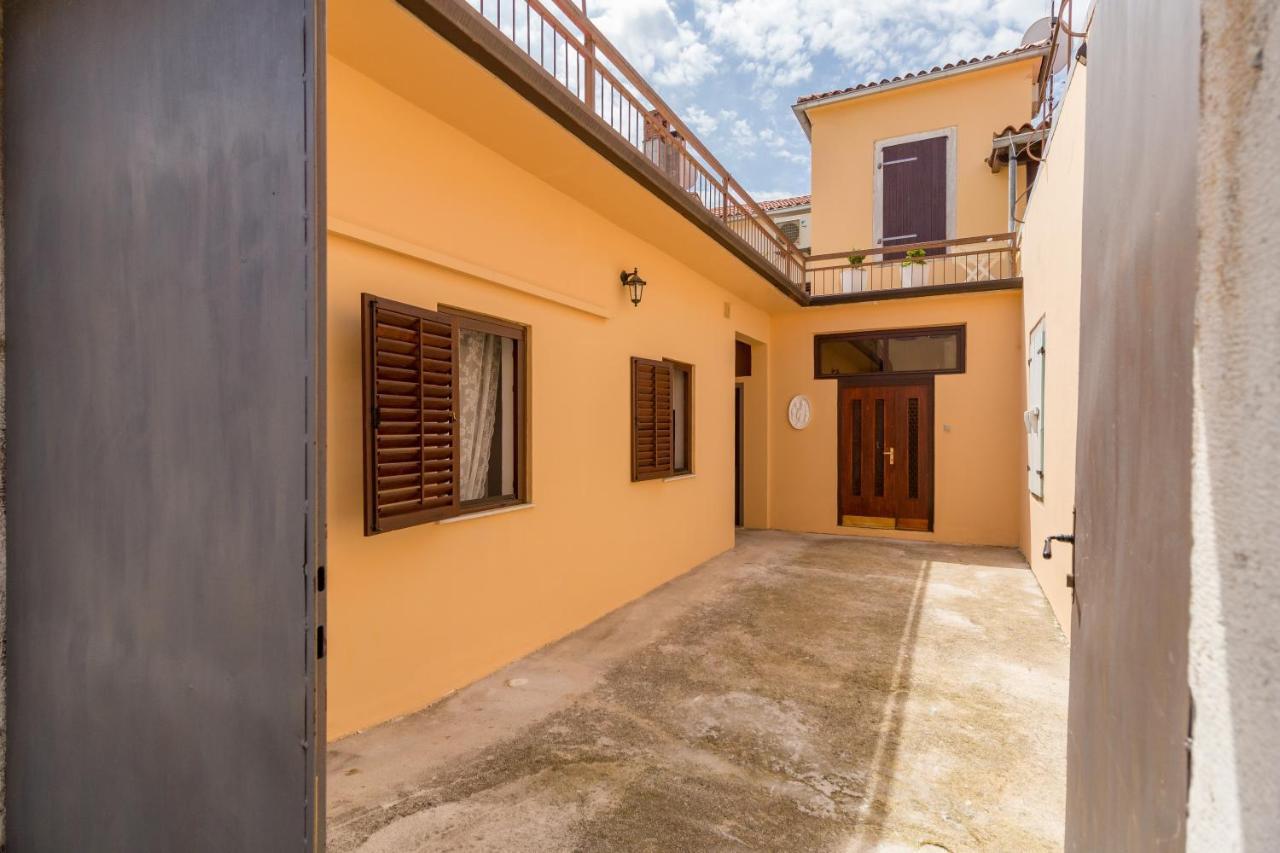 Apartment Box Poreč Eksteriør bilde